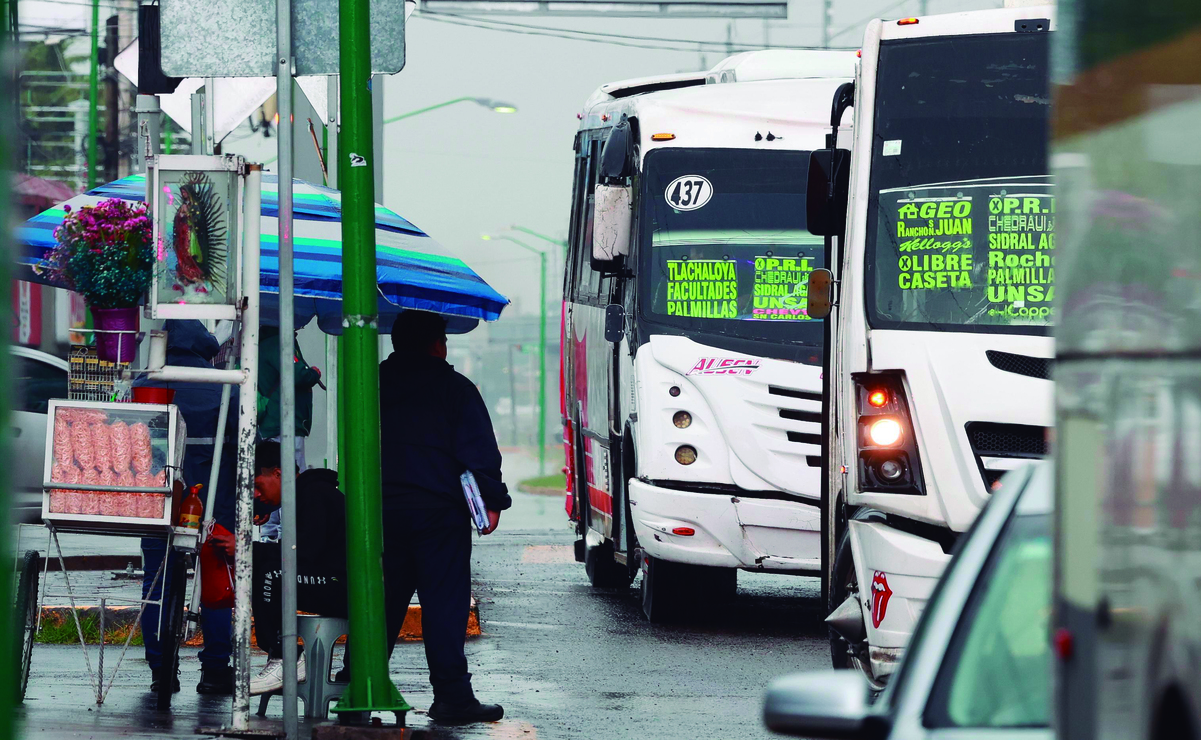 Transportistas concesionados del Edomex operan unidades pirata: Sibaja