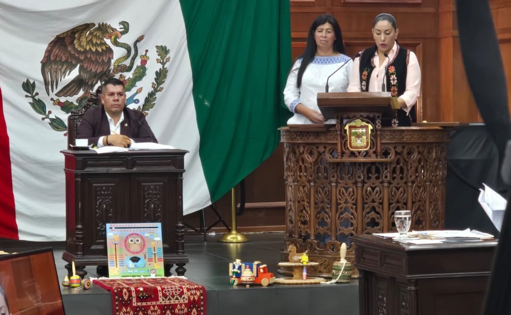 Con esta declaratoria se busca resguardar las técnicas y saberes ancestrales de la comunidad otomí y de los productores de madera. Foto Alma Rodríguez / El Universal