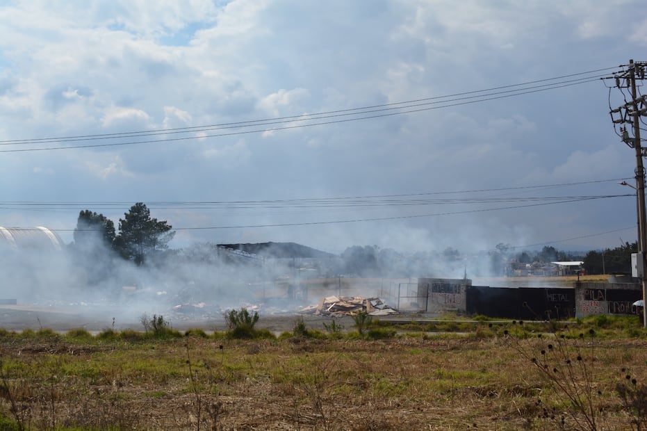 Autoridades recomiendan evitar actividades al aire libre y permanecer en interiores para evitar enfermedades respiratorias. Foto Especial