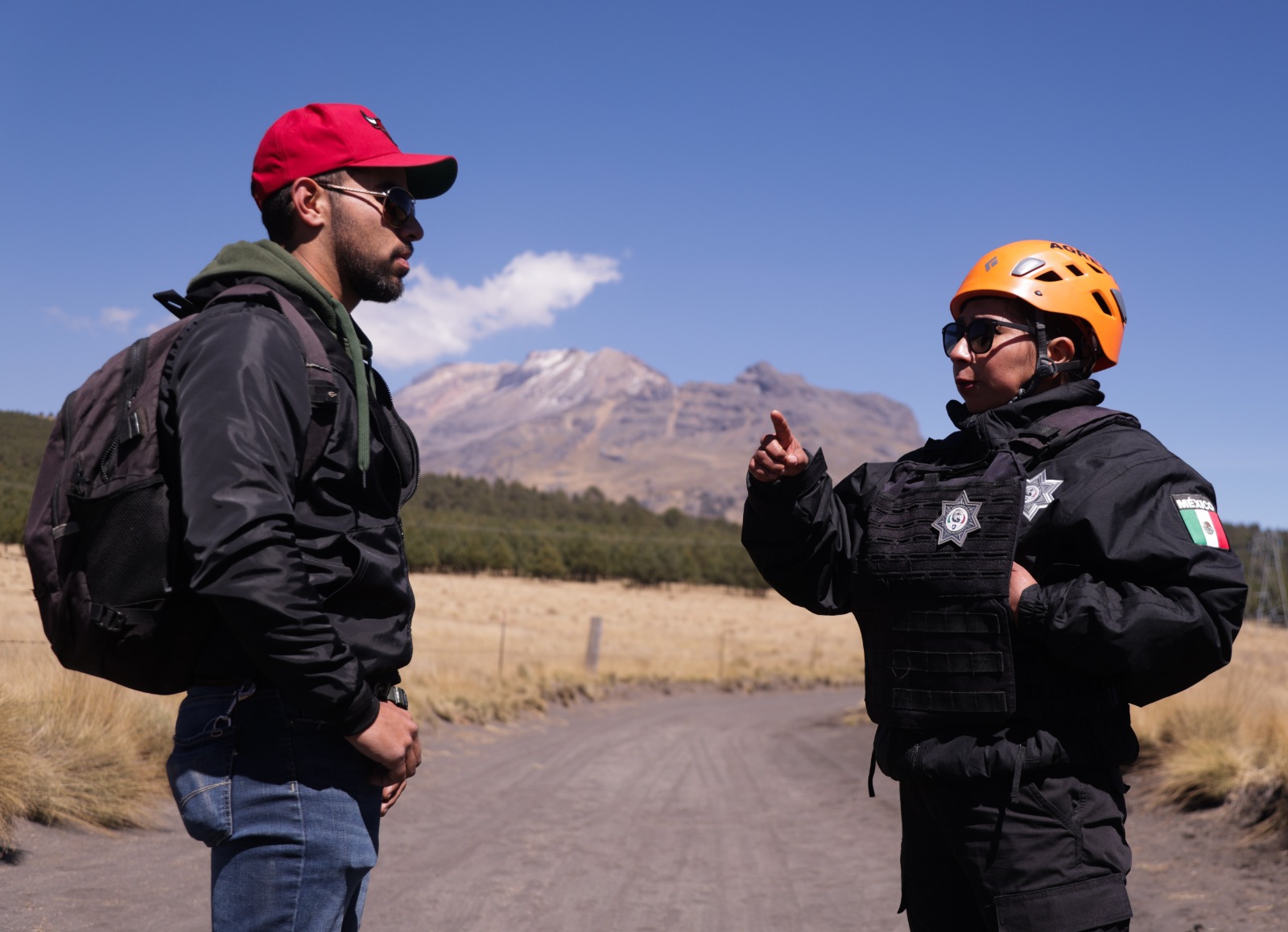 La policía de Alta Montaña y Agreste pide a los visitantes del parque nacional Iztaccíhuatl-Popocatépetl seguir sus recomendaciones para evitar accidentes y muertes. Foto Carlos Mejía