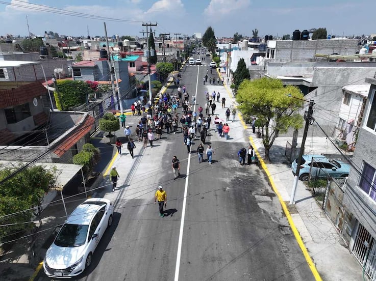 El cambio llega a Rinconada de Aragón en Ecatepec,Azucena Cisneros entrega repavimentación de calles