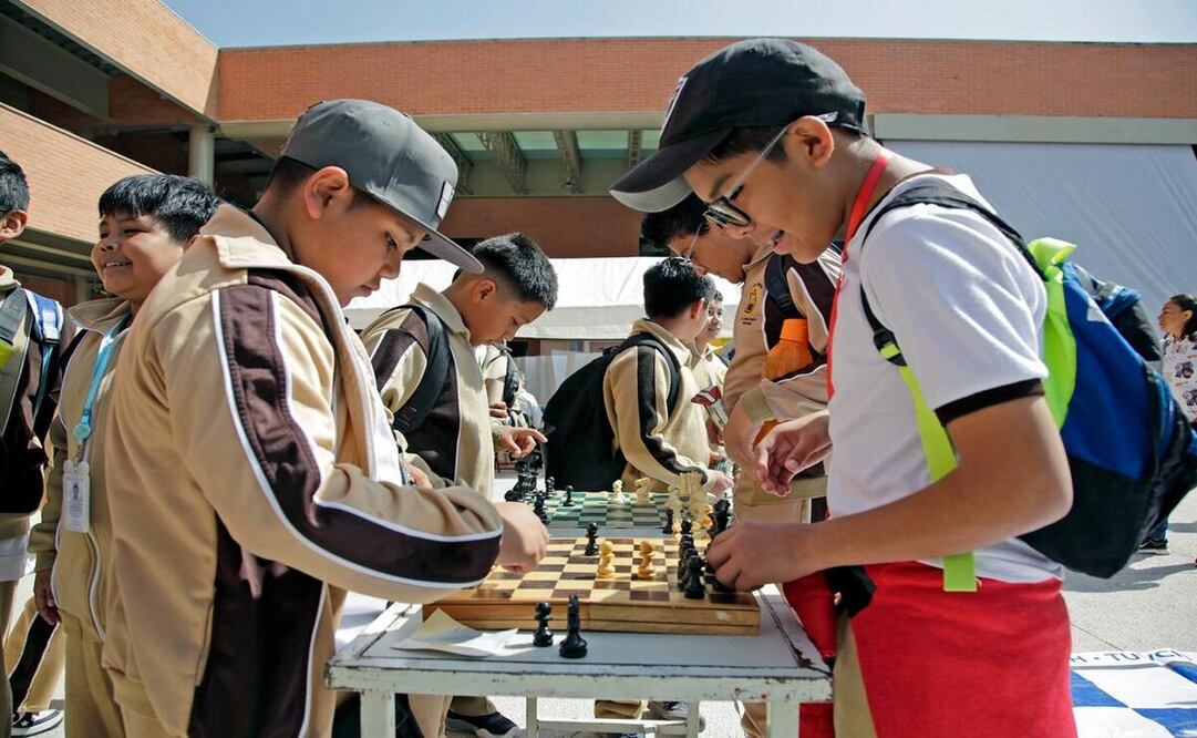 El monto de la beca es de 1,900 pesos bimestrales por familia / Foto Especial