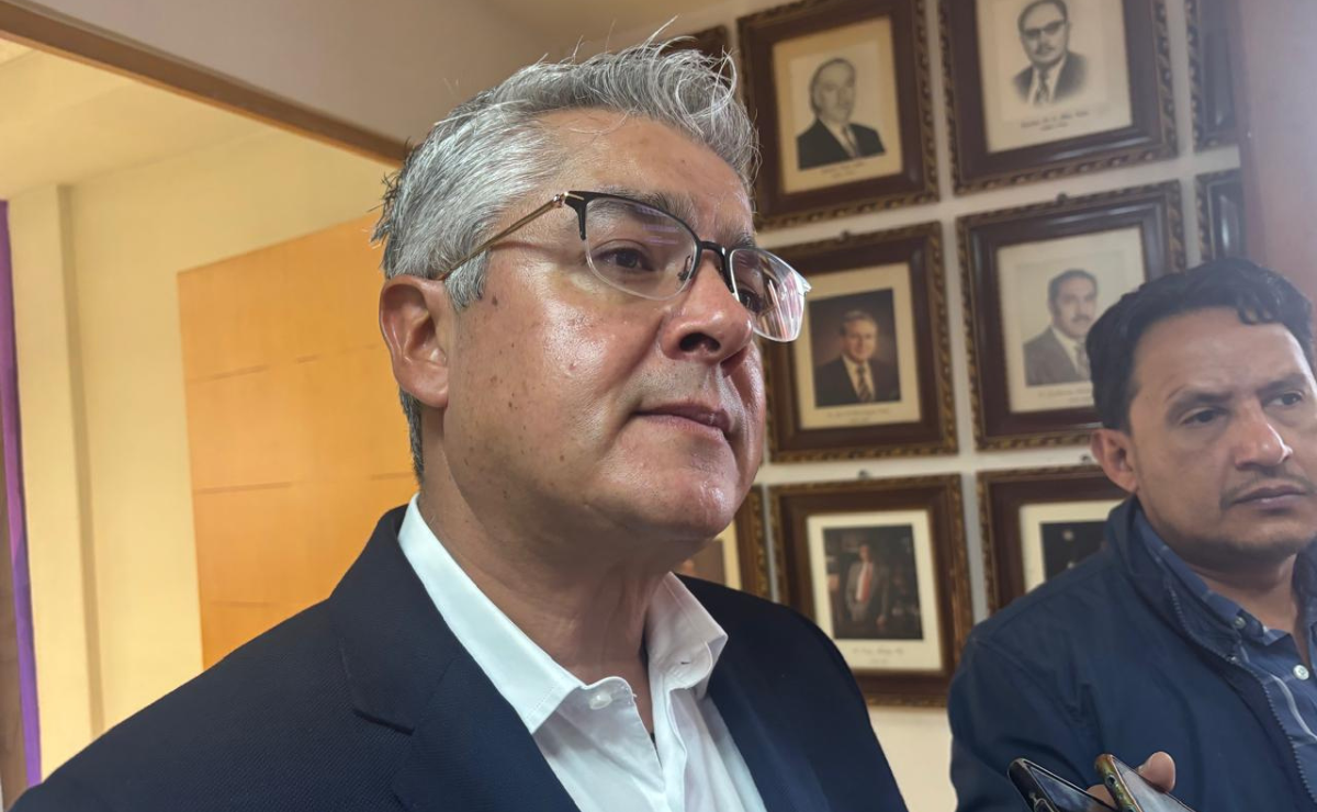 Fernando Reyes Muñoz, presidente de la CANACO SERVYTUR del Valle de Toluca, urgió al municipio a mantener operativos permanentes contra el comercio ambulante. Foto: Miguel García