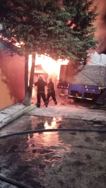 El Gobierno de Atizapán de Zaragoza reiteró el llamado a la ciudadanía a reportar de inmediato cualquier incidente que represente un riesgo y destacó la coordinación entre la población y los cuerpos de emergencia para salvaguardar la integridad de las y los atizapenses. Foto: especial