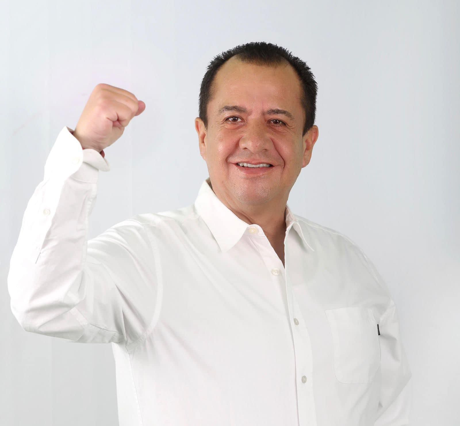 El presidente municipal de Coatepec Harinas, Antonio Díaz. Foto Especial