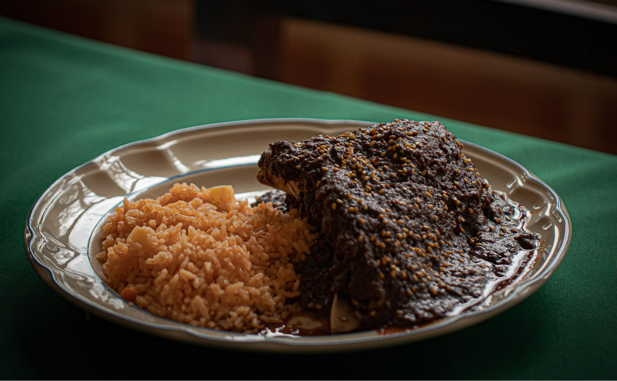 La gastronomía tradicional es una de las ramas artesanales más importantes del Edomex, ¡no dejes de probarla! Foto: Especial