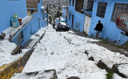 Granizada histórica de 30 cm colapsa techos de escuelas en Ecatepec y suspende el Mexibús L4