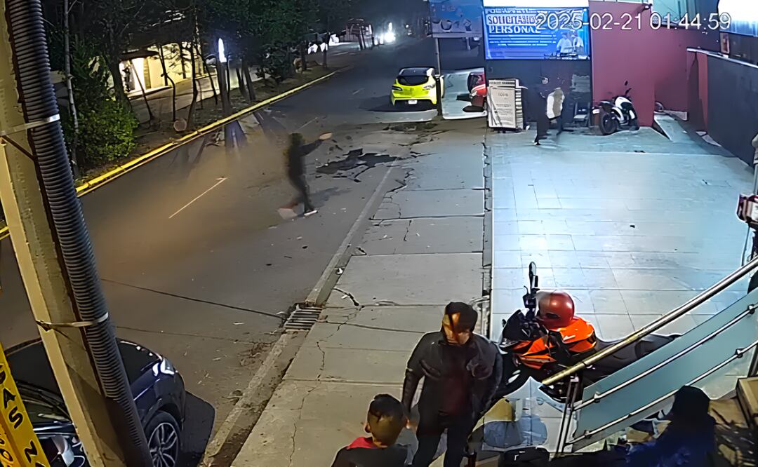 La balacera se registró en las afueras del bar The Kingz Club en boulevard Santa Cruz Foto: Especial