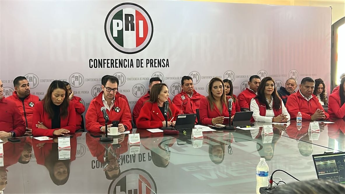 De esta manera diputados locales y miembros del Comité Directivo Estatal del PRI realizaron diversas exigencias al gobierno. Foto: especial