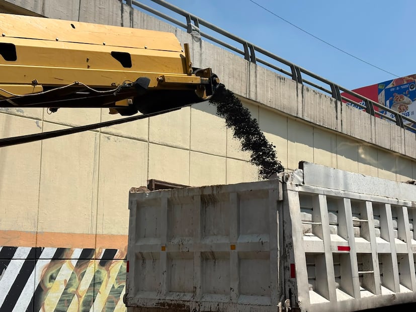 La obra contempla la rehabilitación de 9 kilómetros de esta importante vialidad del Valle de México. Foto Arturo Contreras/ El Universal Edomex