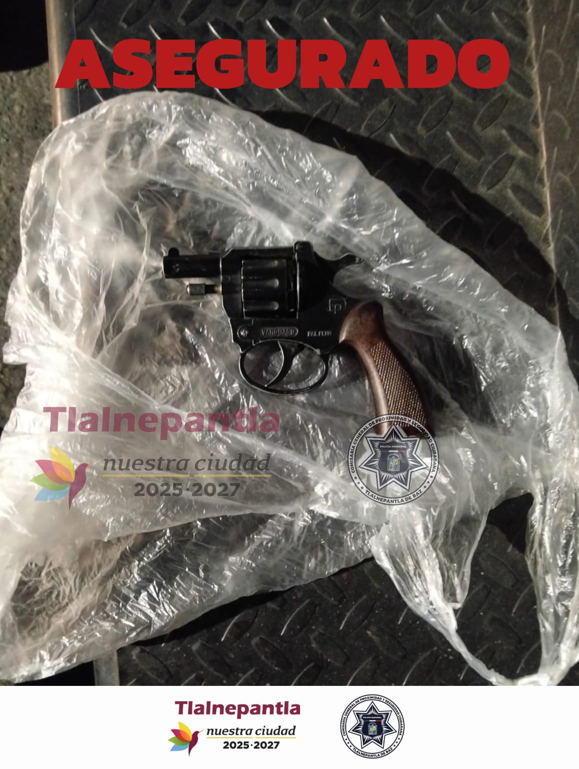 Al revisarlo le encontraron un arma de fuego / Foto Especial