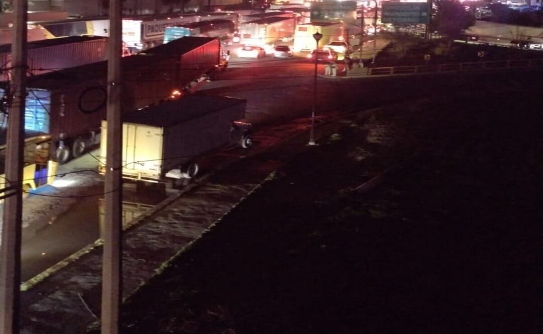 CAPUFE, instancia del gobierno federal a cargo de la operación de la México-Querétaro, exhortó a los usuarios a que atiendan las indicaciones viales / Foto: Especial