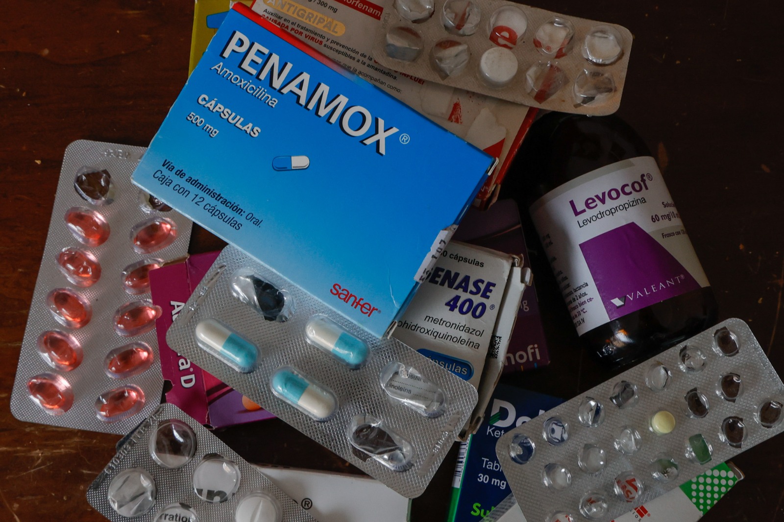 La pandemia desestabilizó la demanda de medicamentos, causando la caducidad. Foto Arturo Hernández