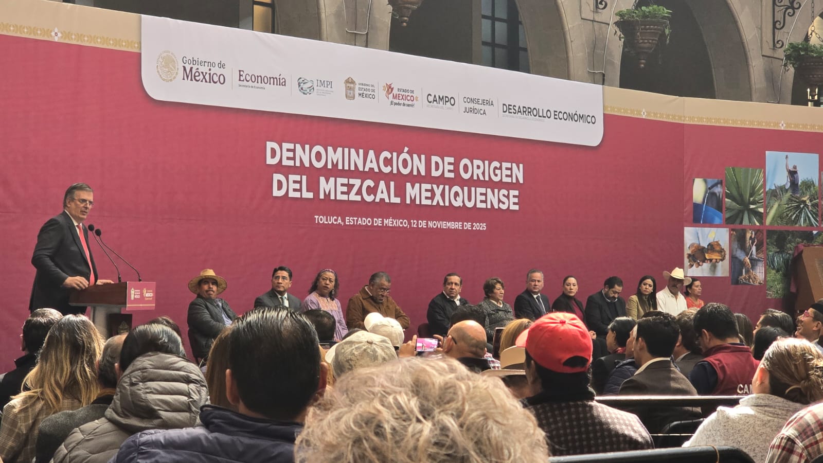 La gobernadora del Edomex y secretario de Economía de la federación se comprometieron a conjuntar esfuerzos para impulsar su comercialización / Foto Alma Rodríguez