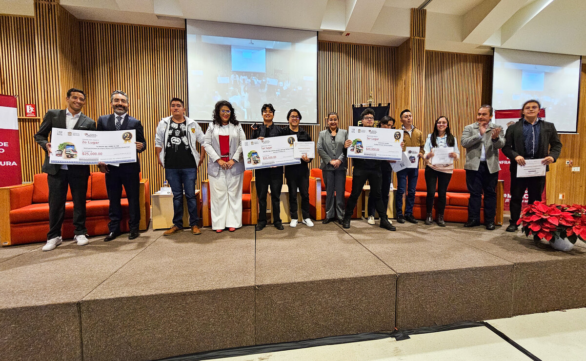 La Secretaría de Desarrollo Urbano e Infraestructura y la FES Acatlán entregaron 80 mil pesos en premios a los jóvenes ganadores. Foto: Especial