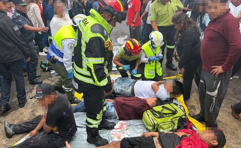 Rayo impacta a feligreses del Cristo de la Montaña en Toluca; hay 12 heridos, entre ellos una embarazada
