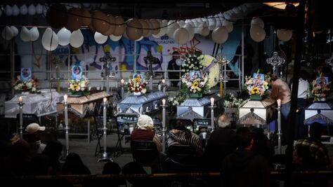 Despiden a las seis víctimas del deslave en Naucalpan