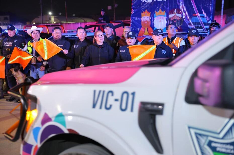 Elementos de la Guardia Nacional, Marina y Policía Municipal patrullan conjuntamente las zonas comerciales de Ecatepec. Foto Especial