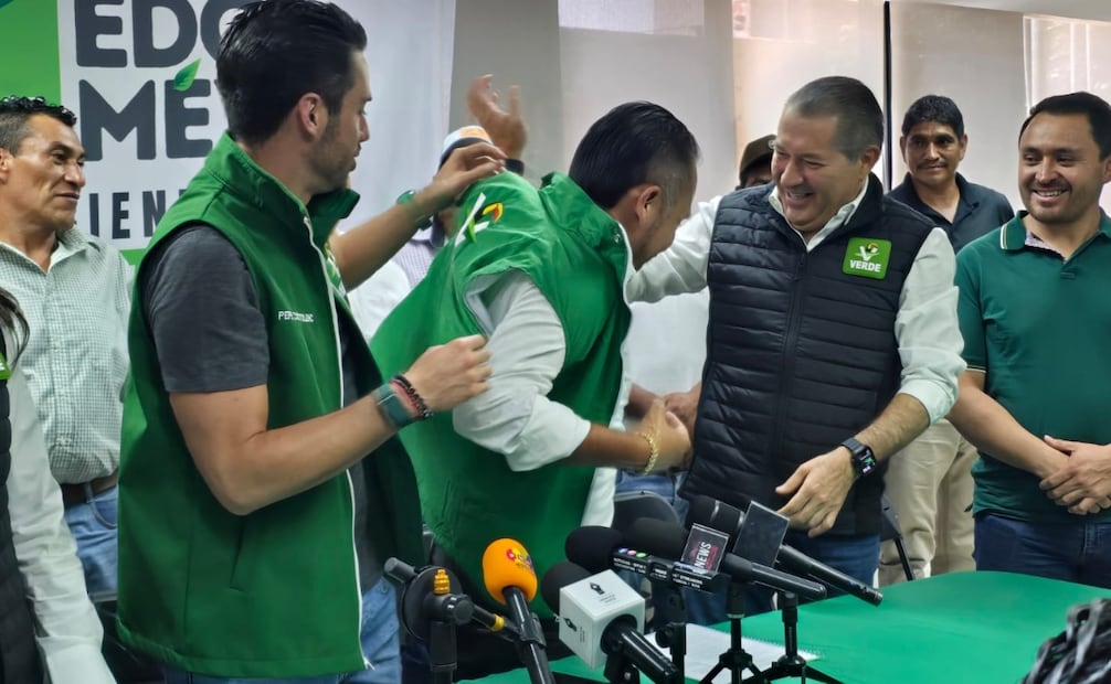El exalcalde de Temascaltepec, Erick Ramírez Hernández, se viste de verde tras abandonar las filas de Morena. Foto Especial