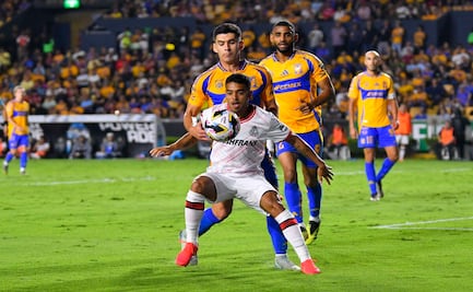 ¡El felino se impone al diablo! Tigres celebra triunfo ante Toluca