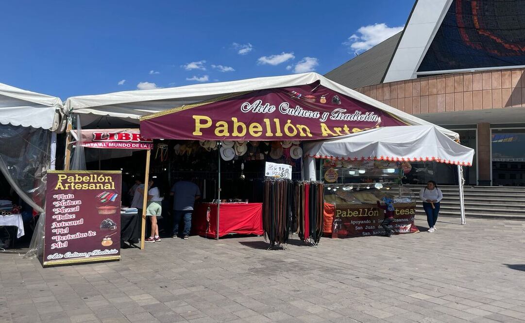 El pabellón de abrió para comercializar el trabajo de los artesanos / Foto: Michelle Sánchez
