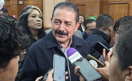 Edomex alista regulación de celulares en aulas
