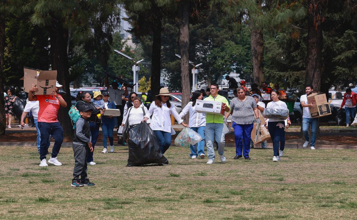 Durante el Mega Reciclatón se recolectaron 10 toneladas de residuos reciclables. Foto: Alejandro Vargas / El Universal Estado de México