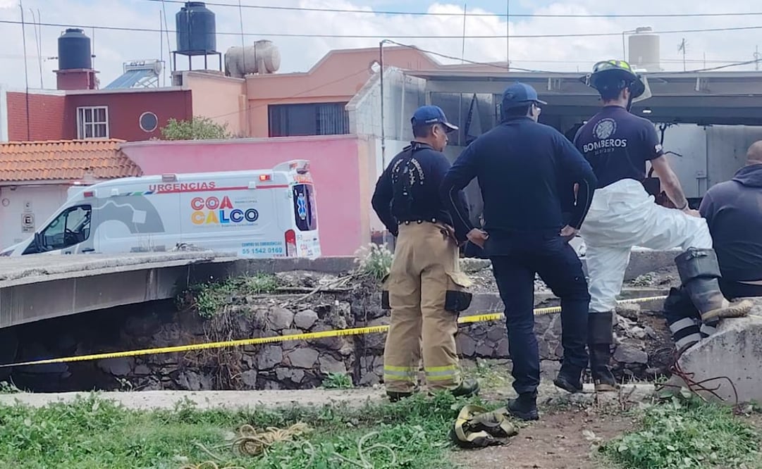 Al sitio llegaron elementos de la Fiscalía mexiquense para dar inicio a la investigación. Foto. Especial