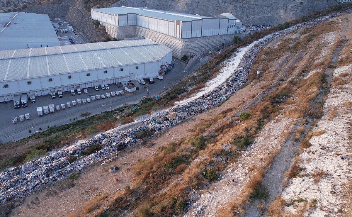 En este relleno sanitario se confinan 750 toneladas de basura al día / Foto Especial