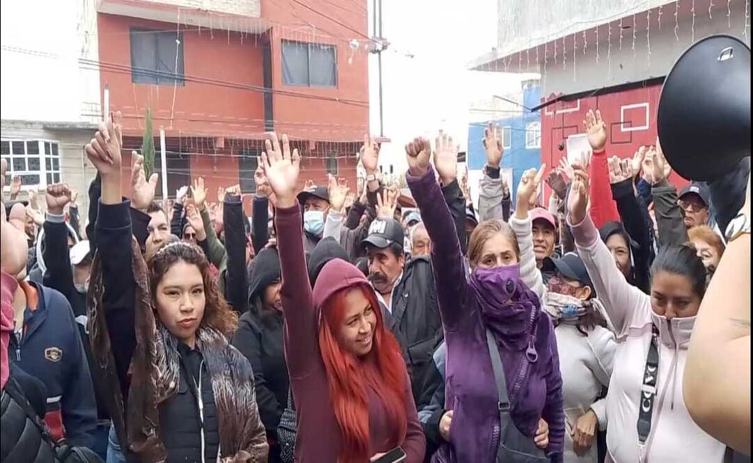 Cientos de vecinos firmaron una carta de acuerdo para promover un juicio de amparo / Foto: Rebeca Jiménez