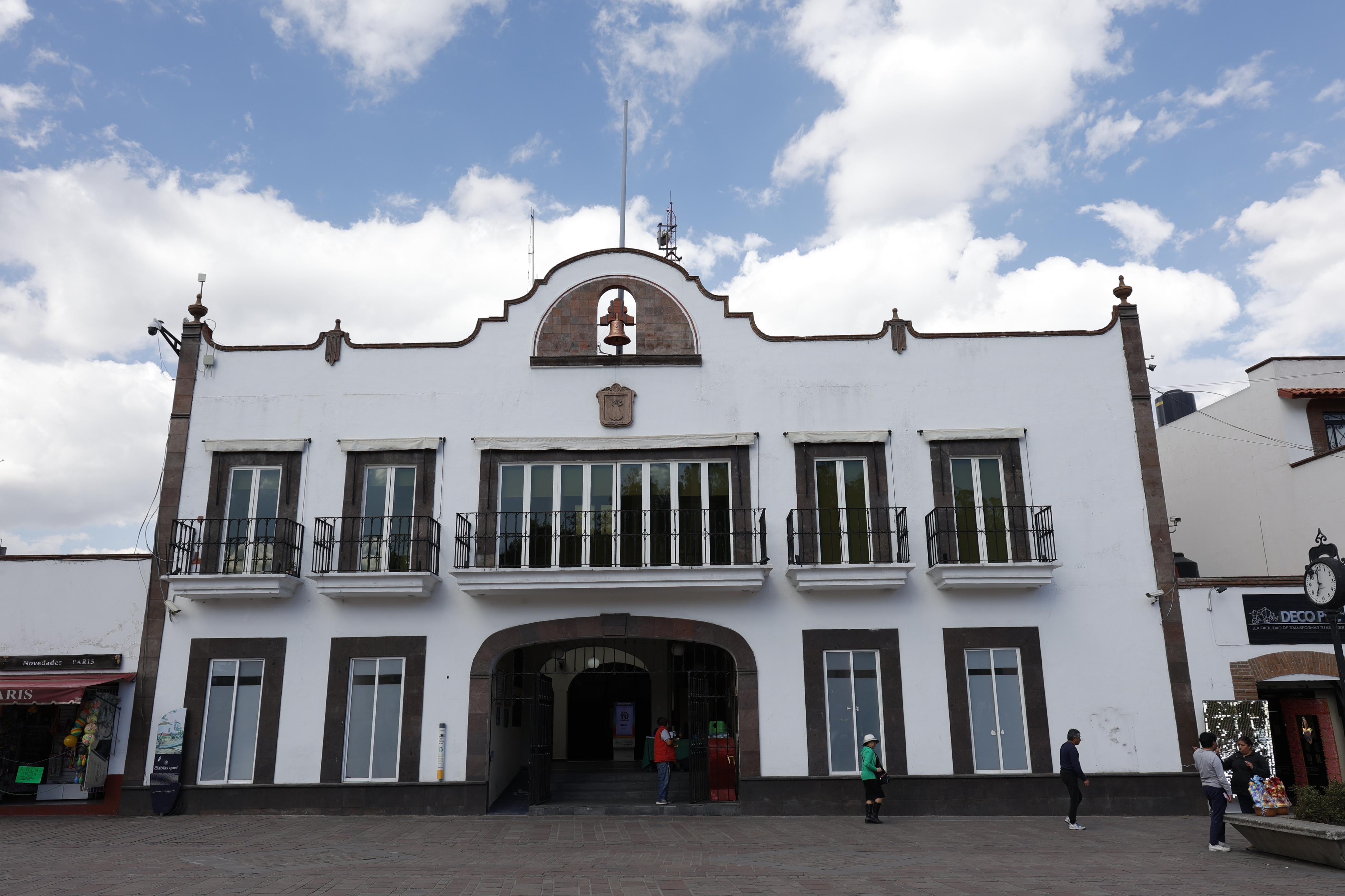 Se reforzarán los servicios de diversos módulos municipales, como desarrollo urbano, equidad de género y cultura. Foto Arturo Hernández