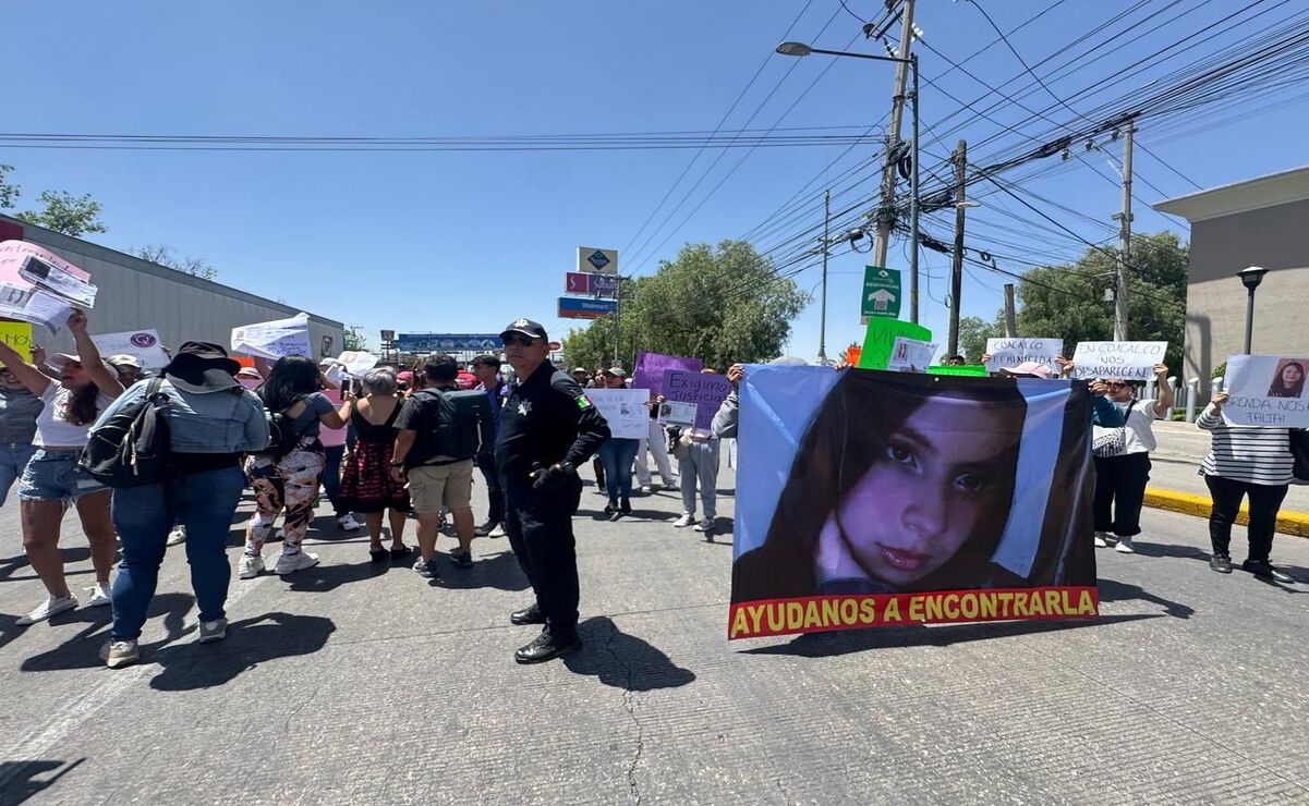 Un grupo de manifestantes bloquearon la vía José López Portillo tras la desaparición de 6 mujeres en Coacalco. Foto: Especial