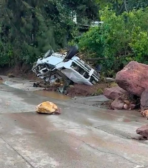 Lluvias en Temascaltepec dejan 14 viviendas dañadas y escuelas afectadas en San Pedro Tenayac