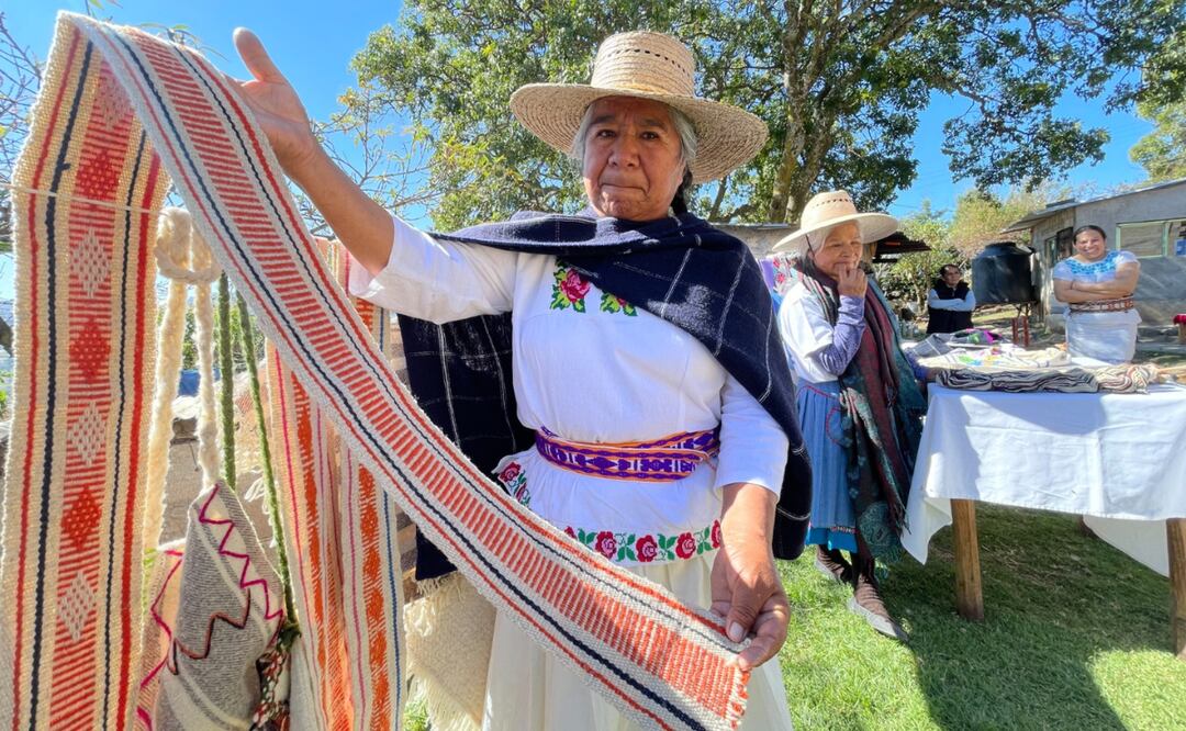 El telar de cintura: un puente con el pasado otomí Foto: Michelle Sánchez