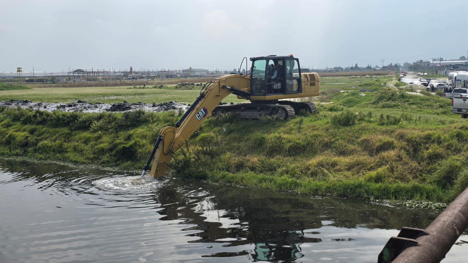 Lerma, Méx.- Autoridades federales en coordinación con el Gobierno del Estado de México y con gobiernos municipales iniciaron los trabajos de intervención del Río Lerma / Foto Alma Rodríguez EL UNIVERSAL