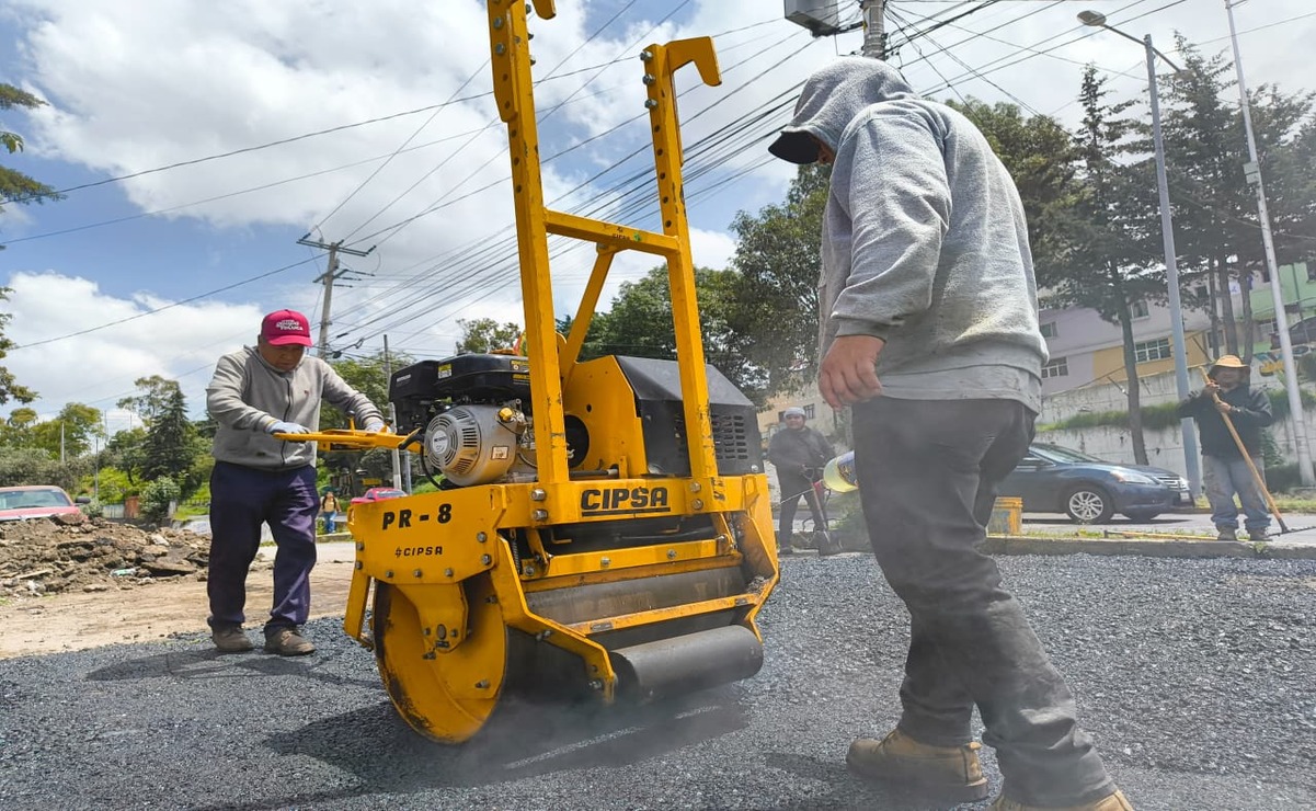 Toluca mantiene su plan emergente de bacheo para mejorar la movilidad vial. Foto: Especial