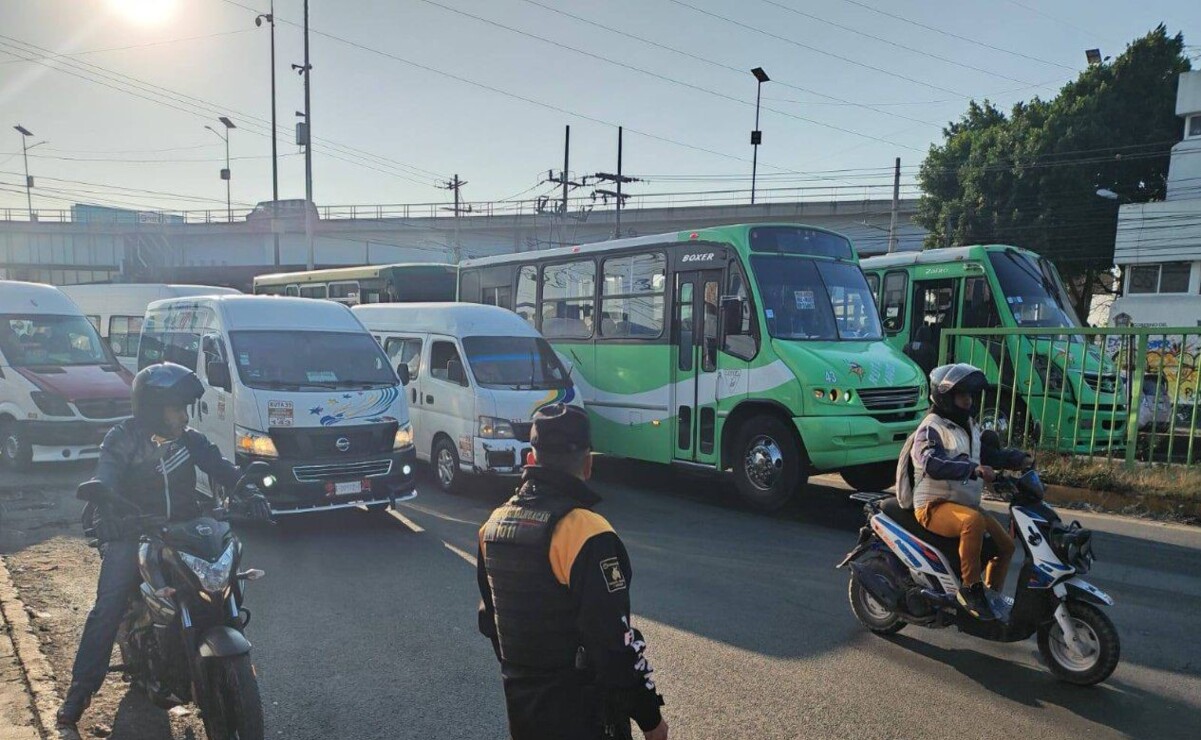 Transportistas pensaban llegar hasta el Aeropuerto Internacional Benito Juárez. Foto: Especial