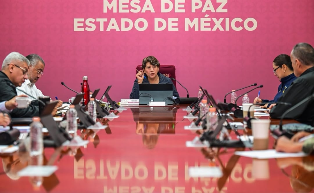 La gobernadora Delfina Gómez encabezó la reunión de la Mesa de Paz. Foto. Especial