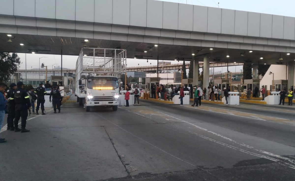La protesta en Chalco: Una muestra del hartazgo de los comerciantes ante el cierre injusto de sus negocios. Foto: Especial