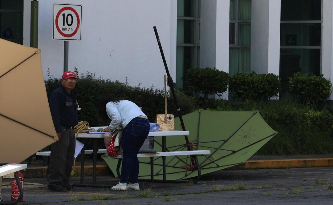 En la Facultad de Ciencias Políticas y Sociales (FCPyS) se realizan actividades de reacondicionamiento / Foto Arturo Hernández