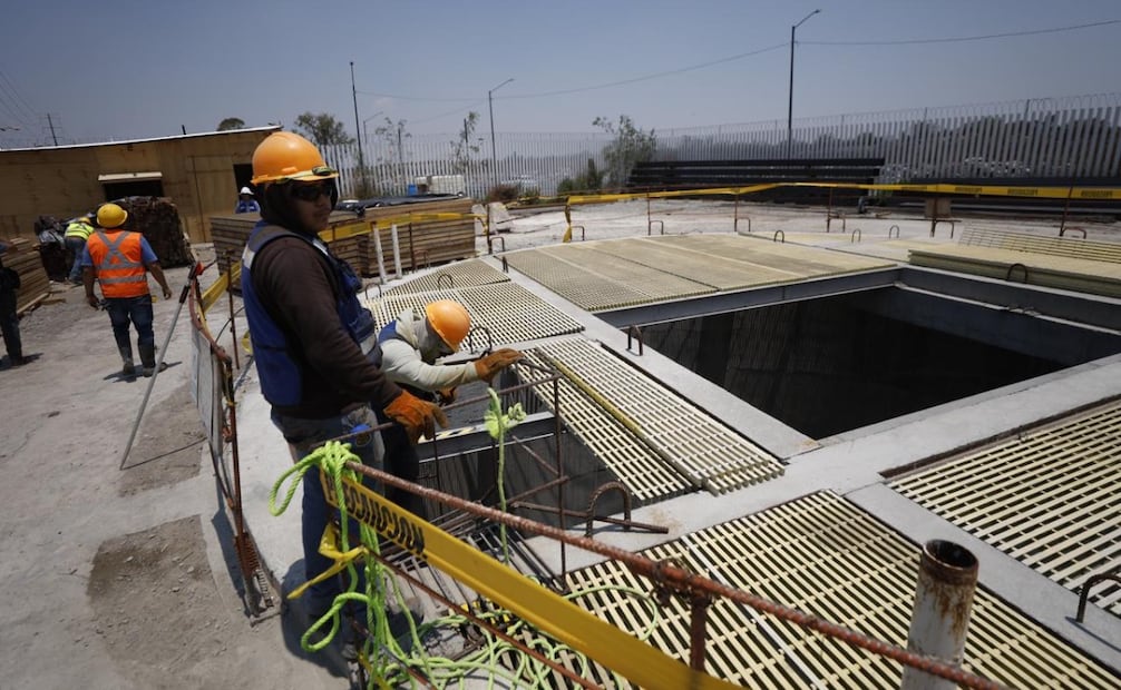 La obra se conecta con los cárcamos clave de Nezahualcóyotl para desalojar hasta 16 mil litros de agua por segundo. Foto Diego Simón / El Universal
