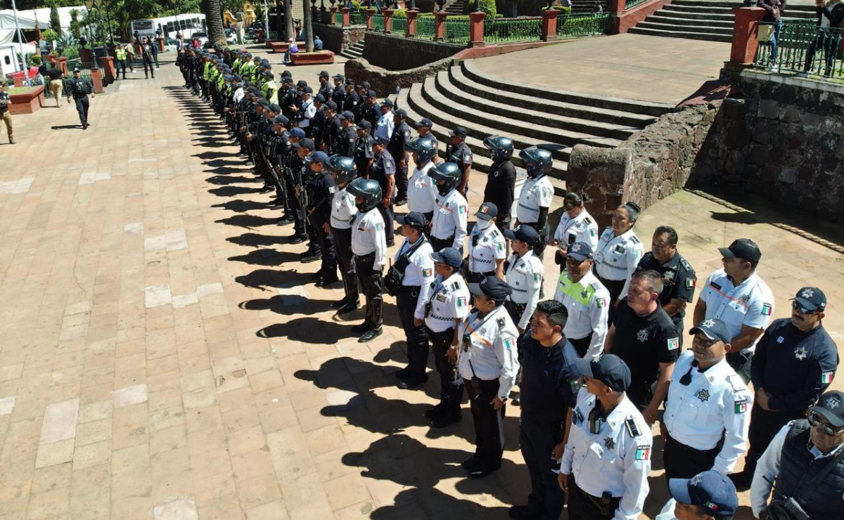 Con tecnología de punta y un despliegue sin precedentes de 350 policías, Metepec garantiza tu tranquilidad este verano. ¡Operativo vacacional en marcha! Foto: Especial
