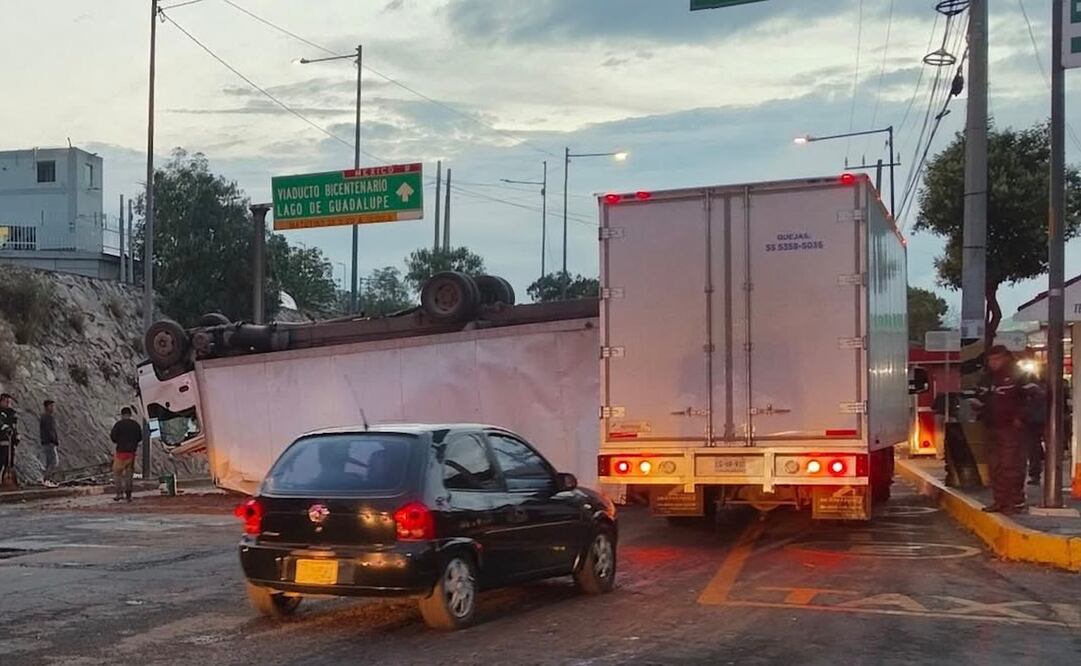 El accidente provoca caos vial / Foto Especial