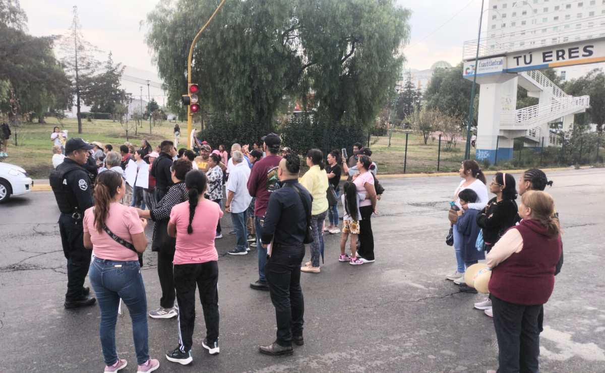 La falta de obras de drenaje y agua genera bloqueo en Cuautitlán Izcalli. Foto: Especial