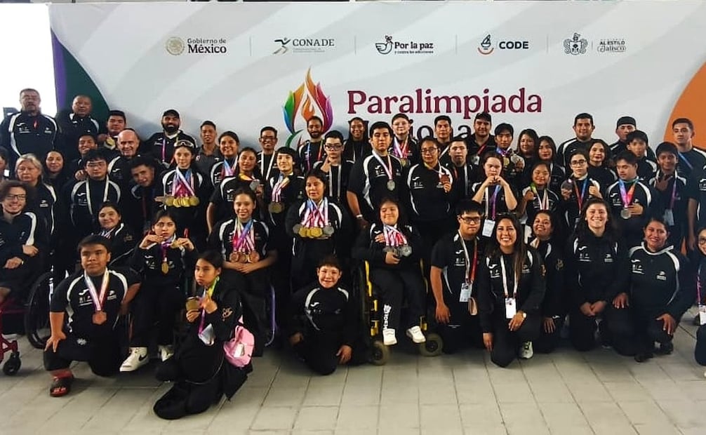 La delegación del Estado de México celebra sus logros en la 21ª edición de la Paralimpiada Nacional CONADE 2026. Foto Especial