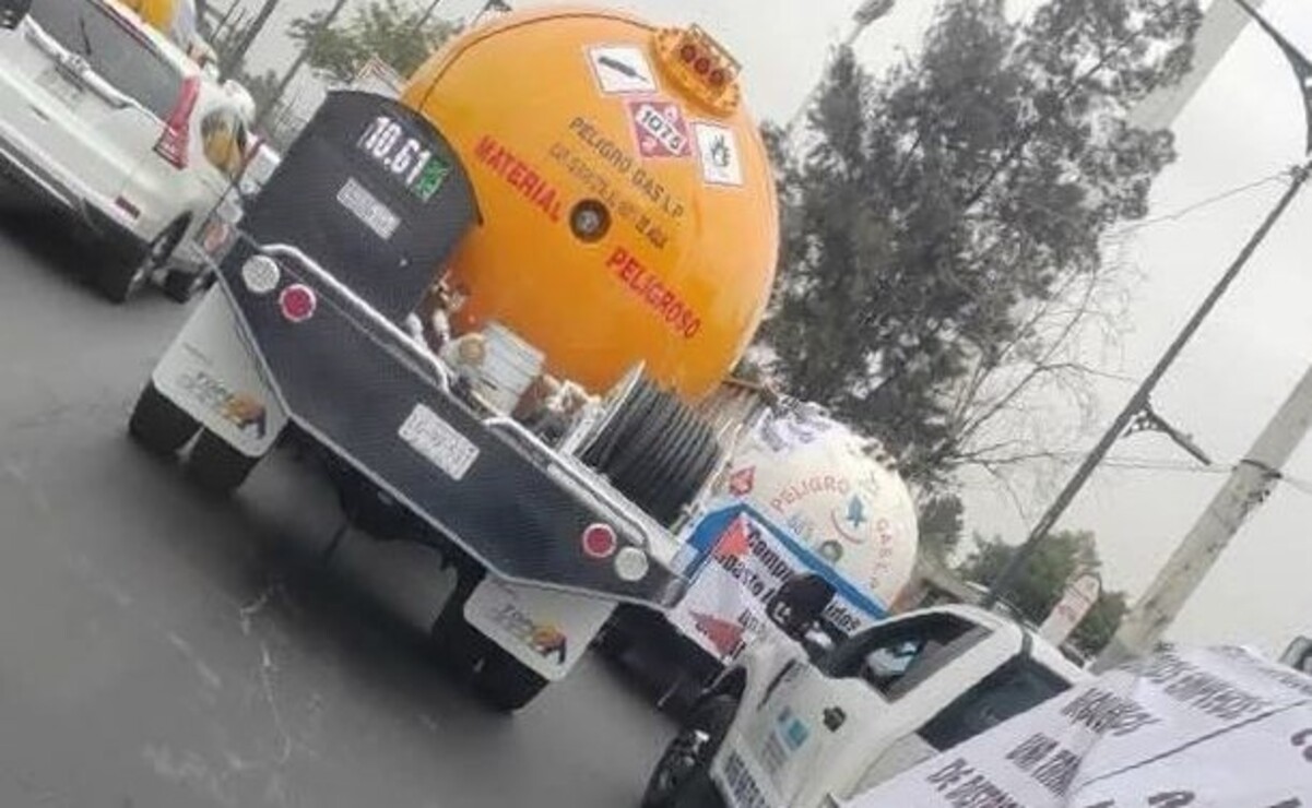 Dijeron que la operación de dichas estaciones clandestinas pone en riesgo su trabajo diario. Foto: Especial