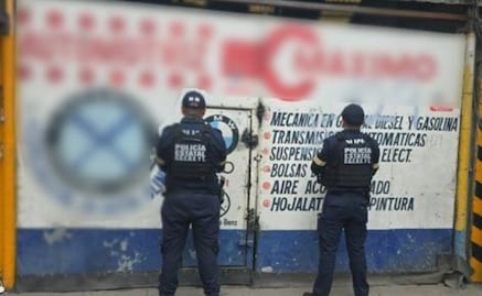 Aseguran seis vehículos con identificaciones alteradas y detienen a seis personas en Tultitlán