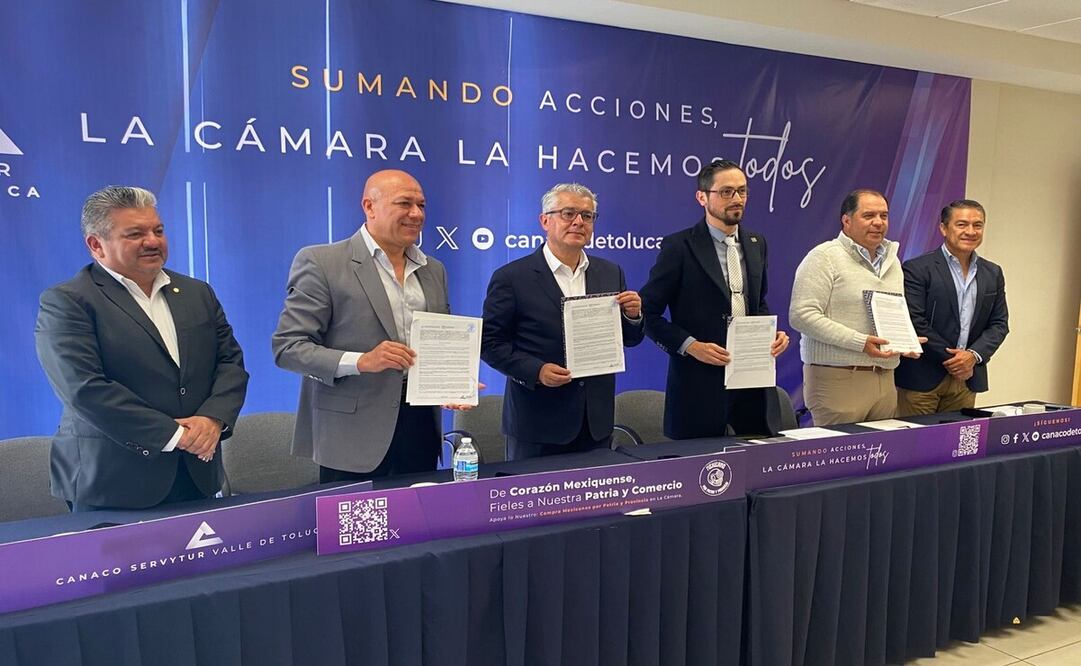 La CANACO SERVyTUR Valle de Toluca y el Servicio Postal Mexicano firmaron un convenio para fortalecer el emprendimiento y el comercio electrónico en el país. Foto: Especial