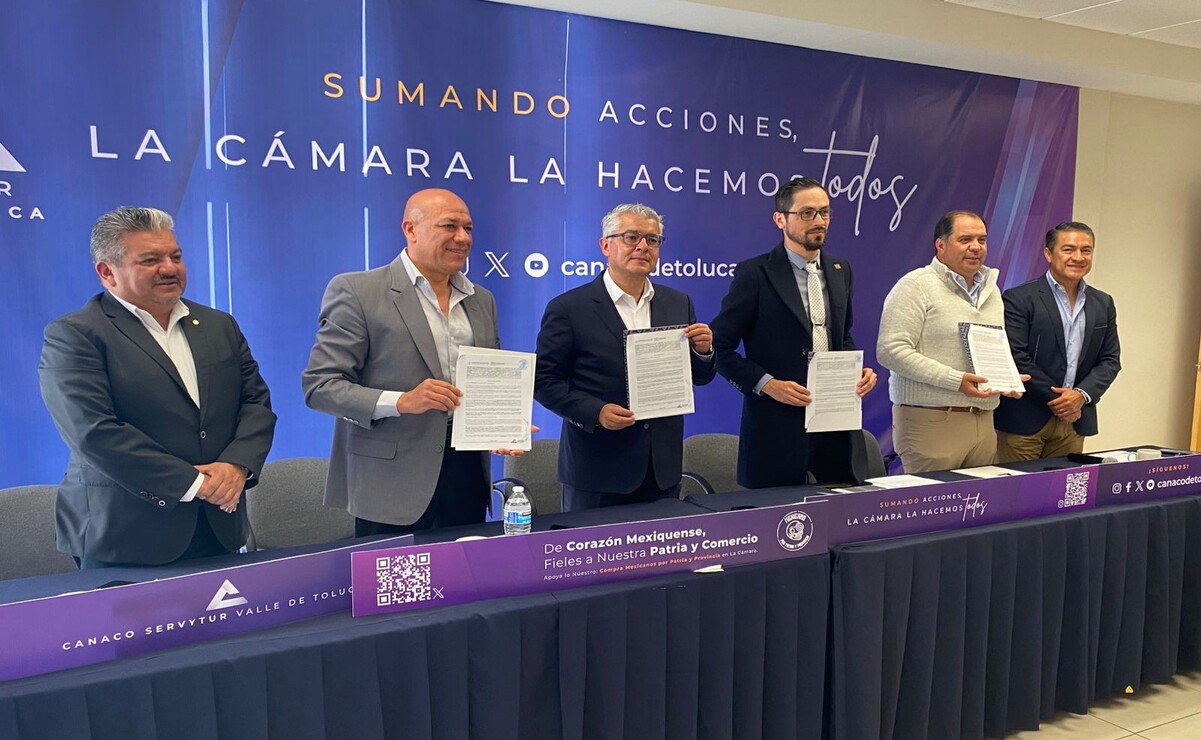 La CANACO SERVyTUR Valle de Toluca y el Servicio Postal Mexicano firmaron un convenio para fortalecer el emprendimiento y el comercio electrónico en el país. Foto: Especial