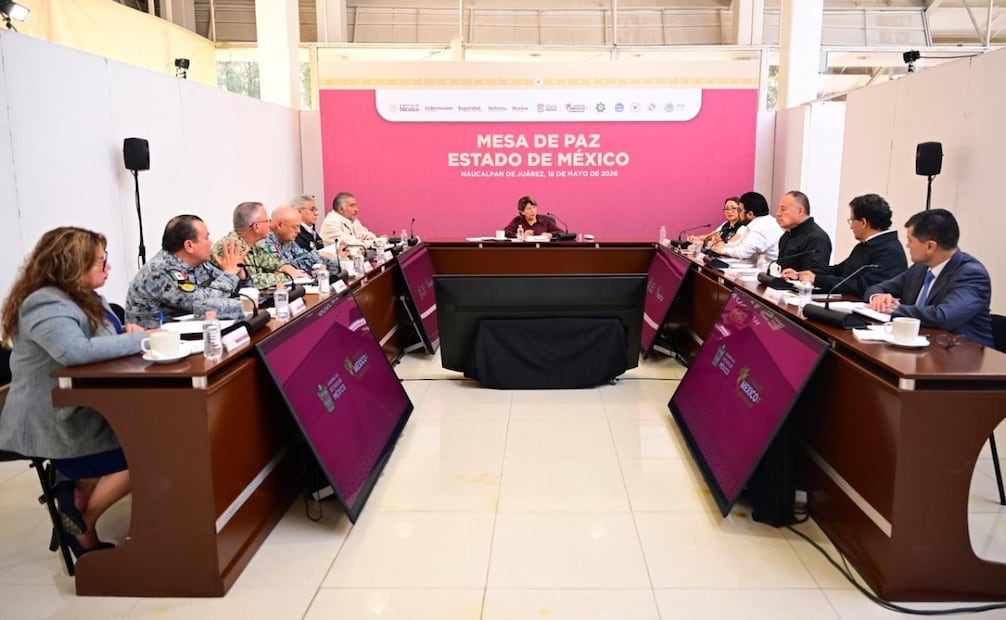 La gobernadora Delfina Gómez y el alcalde Isaac Montoya encabezan la Mesa de Coordinación para la Construcción de la Paz en Naucalpan. Foto Especial